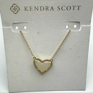 Kendra Scott Ari Heart pendant necklace for Women - GOLD - IRIDESCENT DRUSY NEW